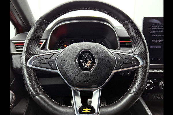 Renault Clio 1.0 TCe R.S. Line (NL-auto, Goed OndH, Navi, 360 Camera, Trekhaak, PDC V+A, StoelV, Climate Con, Cruise Con, Etc)