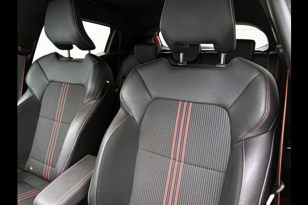 Renault Clio 1.0 TCe R.S. Line (NL-auto, Goed OndH, Navi, 360 Camera, Trekhaak, PDC V+A, StoelV, Climate Con, Cruise Con, Etc)