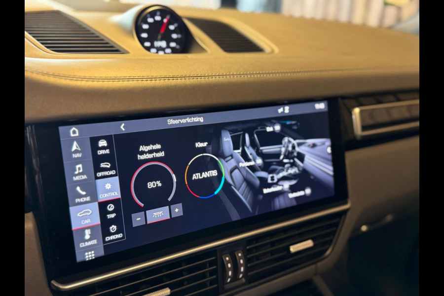 Porsche Cayenne 4.0 Turbo / Softclose / Nightvision / Matrix / Sport Chrono / Stoelventilatie / Trekhaak