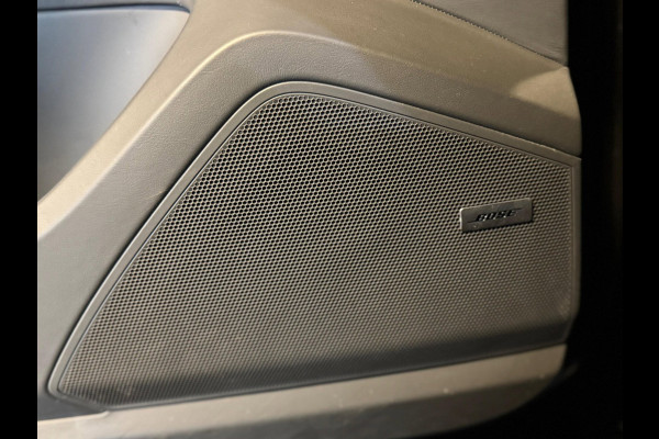 Porsche Cayenne 4.0 Turbo / Softclose / Nightvision / Matrix / Sport Chrono / Stoelventilatie / Trekhaak