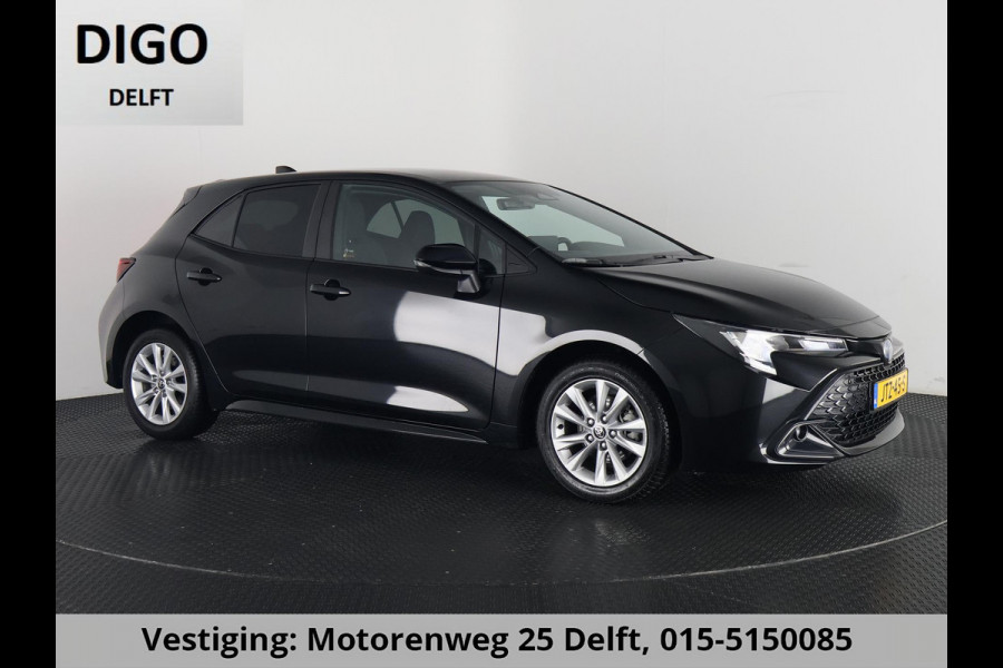 Toyota Corolla HYBRID 140 BUSINESS BLACK ED. GARANTIE 5-2035* 15.000 KM!!! STOEL -EN STUURVERWARMNG . CAMERA . KEYLESS START/STOP . APPLE CARPLAY & ANDROID AUTO