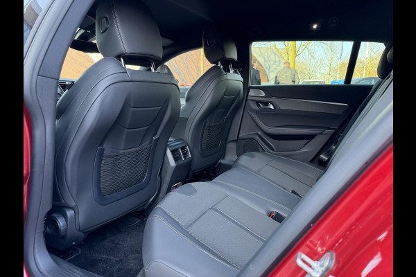 Peugeot 508 SW 1.6 HYbrid GT Pack Business VAN € 28.900,- VOOR € 25.877,- UW LENTEVOORDEEL: € 3.023,-! | FULL OPTIONS | ADAPTIEVE CRUISE CONTROL | FOCAL AUDIO | 360 CAMERA | STOELVERWARMING | DEALER ONDERHOUDEN | ELEKTRISCHE KOFFERBAK | RIJKLAAR MET 12 MND BOVAG GARANTIE |