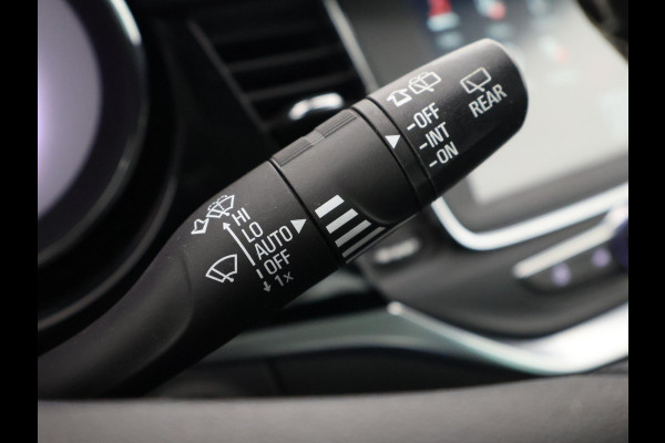 Opel Astra Sports Tourer 1.2 ELEGANCE NAVI GARANTIE TOT 9-2031* PARKEERSENSOREN V+A . CAMERA . APPLE CARPLAY