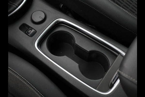 Opel Astra Sports Tourer 1.2 ELEGANCE NAVI GARANTIE TOT 9-2031* PARKEERSENSOREN V+A . CAMERA . APPLE CARPLAY