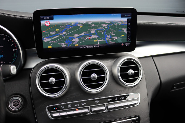 Mercedes-Benz C-Klasse Estate 300 e Business Solution AMG | Luchtvering | Panoramadak | Burmester | Memory | Camera | Spoorpakket | Dodehoekassistent | Multibeam LED | Sfeerverlichting |