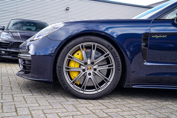 Porsche Panamera 4.0 Turbo S E-Hybrid | Achterbank verwarmd | Stoelverkoeling | Sport Chrono| Panorama Dak | Carbon | Burmester