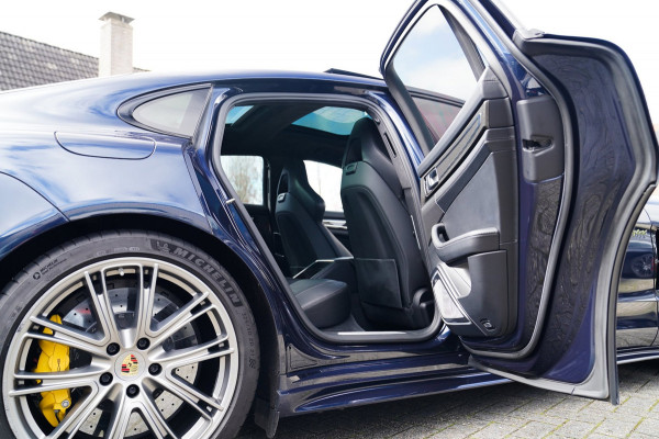 Porsche Panamera 4.0 Turbo S E-Hybrid | Achterbank verwarmd | Stoelverkoeling | Sport Chrono| Panorama Dak | Carbon | Burmester