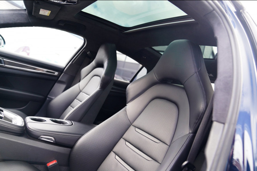 Porsche Panamera 4.0 Turbo S E-Hybrid | Achterbank verwarmd | Stoelverkoeling | Sport Chrono| Panorama Dak | Carbon | Burmester