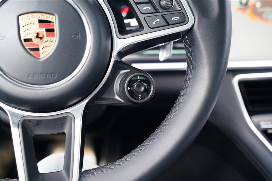 Porsche Panamera 4.0 Turbo S E-Hybrid | Achterbank verwarmd | Stoelverkoeling | Sport Chrono| Panorama Dak | Carbon | Burmester