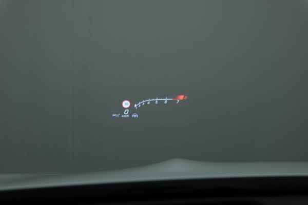 Mercedes-Benz A-Klasse AMG 35 4MATIC |Bomvoll!|Pano|Kuipstoelen|360Camera|HUD|Memory|ACC|Dodehoek|