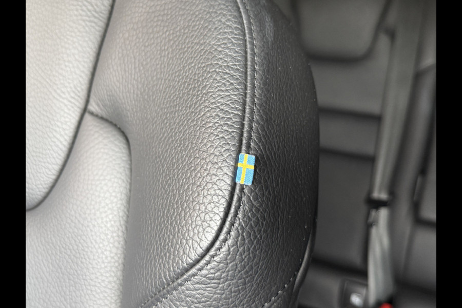 Volvo V60 2.0 T6 Recharge AWD Business Pro | Harman Kardon | Stoel/Stuurverwarming | Keyless | Trekhaak | Leder