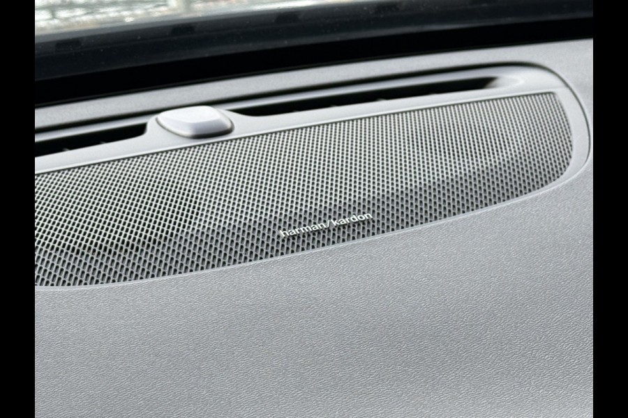 Volvo V60 2.0 T6 Recharge AWD Business Pro | Harman Kardon | Stoel/Stuurverwarming | Keyless | Trekhaak | Leder