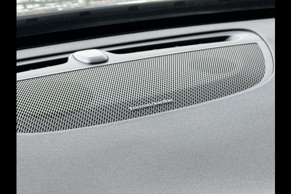 Volvo V60 2.0 T6 Recharge AWD Business Pro | Harman Kardon | Stoel/Stuurverwarming | Keyless | Trekhaak | Leder