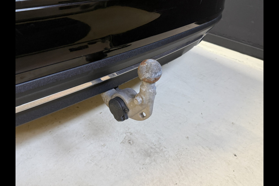 Volvo V60 2.0 T6 Recharge AWD Business Pro | Harman Kardon | Stoel/Stuurverwarming | Keyless | Trekhaak | Leder