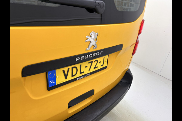 Peugeot Expert 2.0 HDI Euro6 123PK L2 Premium / 2xSchuifdeur / Trekhaak / Airco / Apk 01-2027