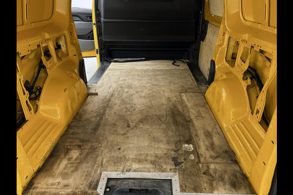 Peugeot Expert 2.0 HDI Euro6 123PK L2 Premium / 2xSchuifdeur / Trekhaak / Airco / Apk 01-2027