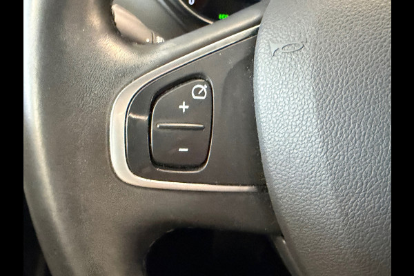 Renault Captur 1.3 TCe Intens AUT. STOELVERWARMING LEDEREN BEKLEDING NAVIGATIE CRUISE CAMERA PDC START/STOP KEYLESS-GO