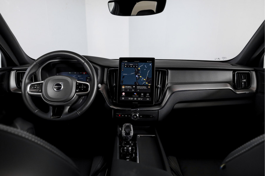 Volvo XC60 T8 Plug-in-hybrid AWD Polestar Engineered - Facelift MY26 | S/K-Panodak | Elek. Trekhaak | Harman/Kardon | 360 Camera | Dig.Cockpit | Adapt.Cruise | Stoel+-Stuurverw. | Elek. stoelen | NAV+App.Connect | ECC | LM 21" | 9215