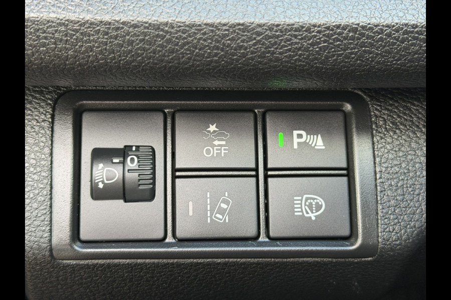 Honda Civic 1.0 i-VTEC PDC+Camera Clima Navigatie Stoelverwarming Adapt cruise Lane assist Dab+