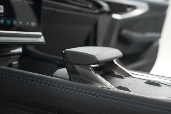 Renault Austral 1.2 E-Tech full hybrid 200 Techno Esprit Alpine | 1500 KG Trekgewicht | Camera | Dodehoekdetectie | Adaptieve Cruise Control | Pack Winter