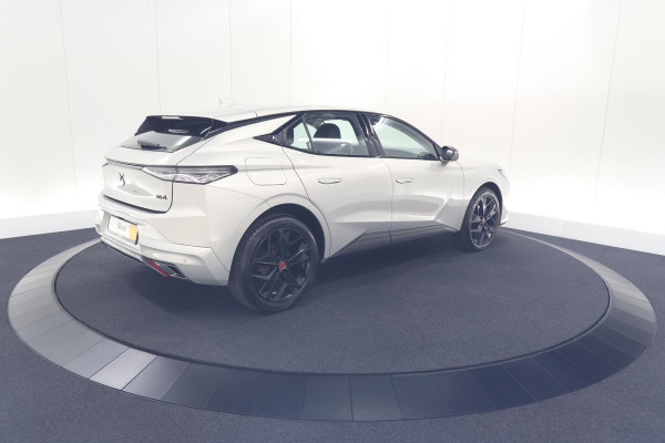 DS DS 4 PureTech 130 EAT8 Performance Line | Camera | Apple Carplay | Alcantara® bekleding | Parkeersensensoren
