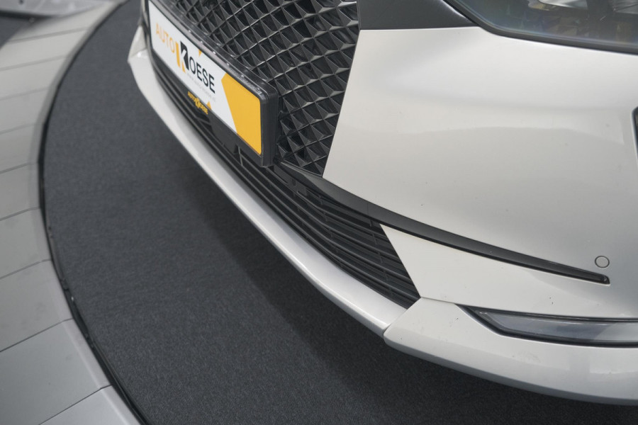 DS DS 4 PureTech 130 EAT8 Performance Line | Camera | Apple Carplay | Alcantara® bekleding | Parkeersensensoren
