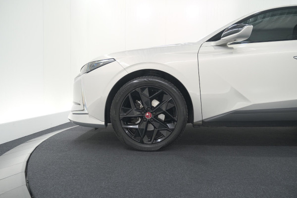 DS DS 4 PureTech 130 EAT8 Performance Line | Camera | Apple Carplay | Alcantara® bekleding | Parkeersensensoren