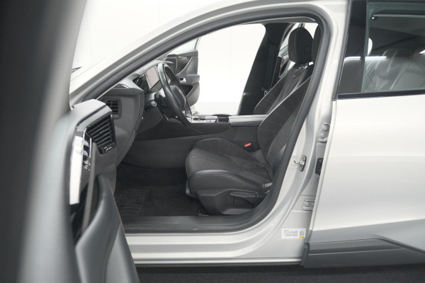 DS DS 4 PureTech 130 EAT8 Performance Line | Camera | Apple Carplay | Alcantara® bekleding | Parkeersensensoren