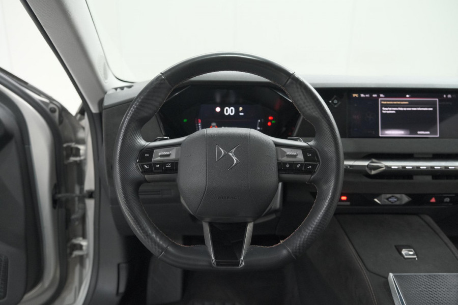 DS DS 4 PureTech 130 EAT8 Performance Line | Camera | Apple Carplay | Alcantara® bekleding | Parkeersensensoren