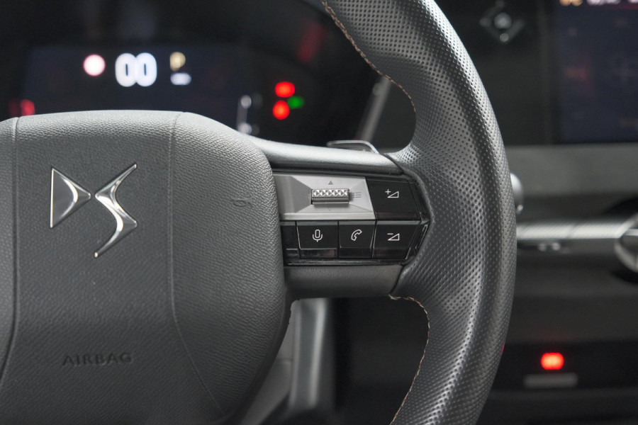DS DS 4 PureTech 130 EAT8 Performance Line | Camera | Apple Carplay | Alcantara® bekleding | Parkeersensensoren