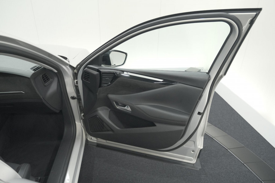 DS DS 4 PureTech 130 EAT8 Performance Line | Camera | Apple Carplay | Alcantara® bekleding | Parkeersensensoren