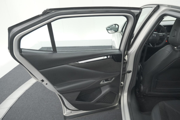 DS DS 4 PureTech 130 EAT8 Performance Line | Camera | Apple Carplay | Alcantara® bekleding | Parkeersensensoren