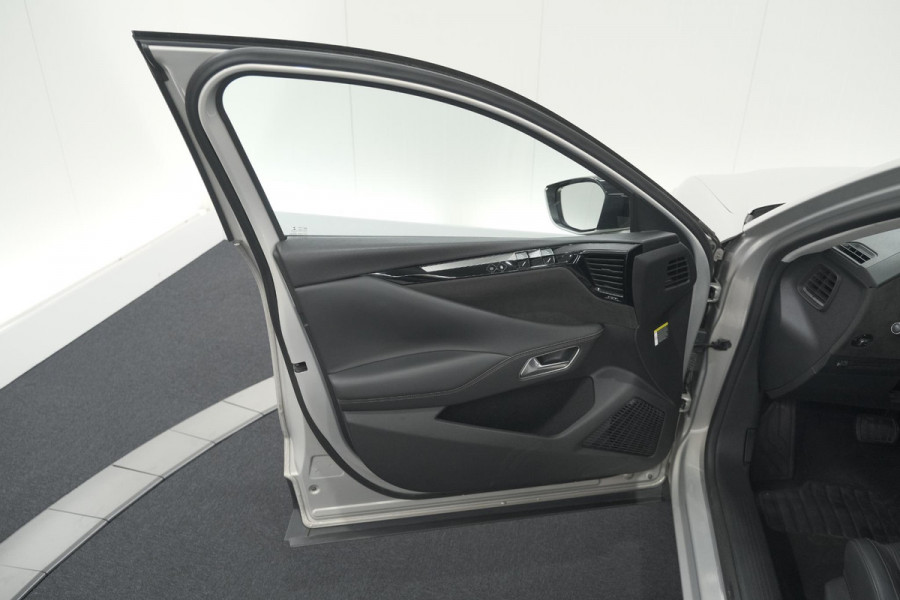 DS DS 4 PureTech 130 EAT8 Performance Line | Camera | Apple Carplay | Alcantara® bekleding | Parkeersensensoren