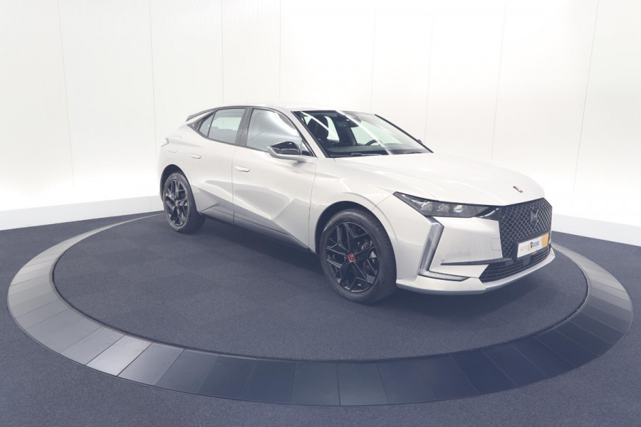 DS DS 4 PureTech 130 EAT8 Performance Line | Camera | Apple Carplay | Alcantara® bekleding | Parkeersensensoren