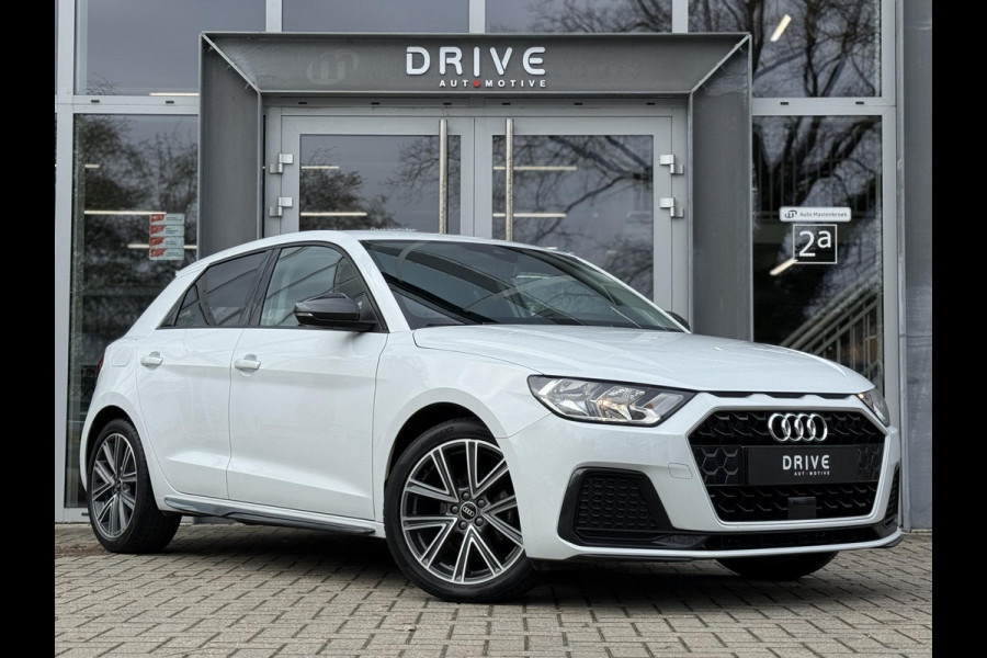 Audi A1 Sportback 25 TFSI Epic |Nav|Carplay|Cruise|PDC|17"