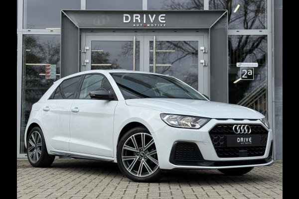 Audi A1 Sportback 25 TFSI Epic |Nav|Carplay|Cruise|PDC|17"