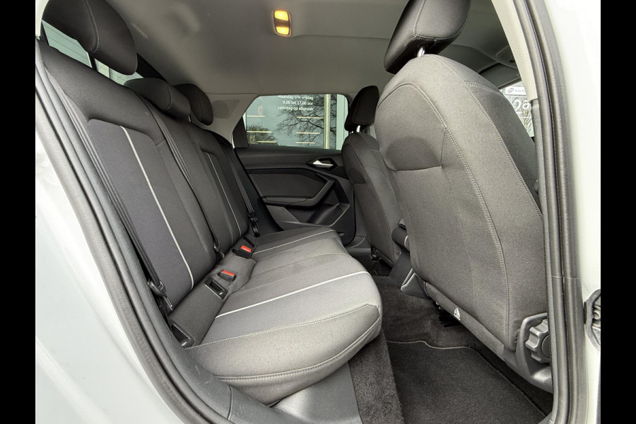 Audi A1 Sportback 25 TFSI Epic |Nav|Carplay|Cruise|PDC|17"