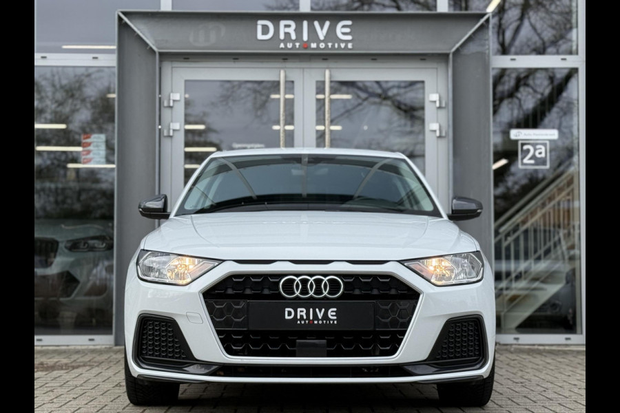 Audi A1 Sportback 25 TFSI Epic |Nav|Carplay|Cruise|PDC|17"