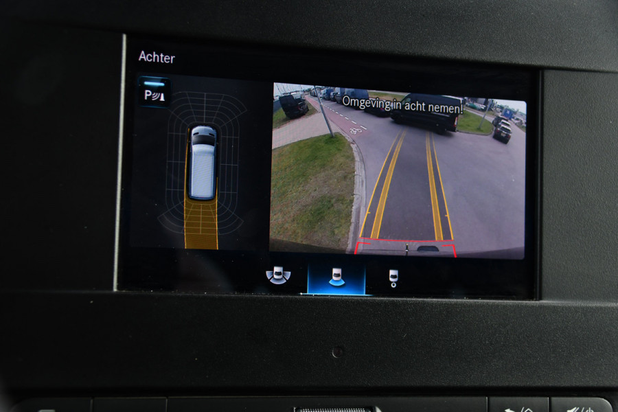 Mercedes-Benz Sprinter 317 1.9 CDI L2H2 RWD AMG Black Edition Camera, Cruise, Carplay, LED, 170pk, Multimedia, Automaat, Trekhaak, 3 Zits, Uniek!