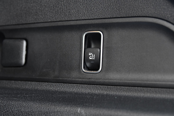 Mercedes-Benz GLE 400 e 4MATIC AMG. Pano, Koeling, Distronic+, Memory, HUD, 360 3D, Burm, Luchtv, Leder, Trekhaak, Keyless!