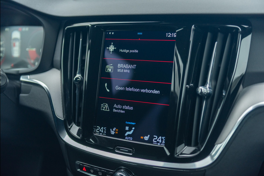 Volvo V60 T8 Aut. R-Design ACC Leder Stoelverwarming 390pk