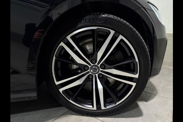 Volvo V60 T8 Aut. R-Design ACC Leder Stoelverwarming 390pk