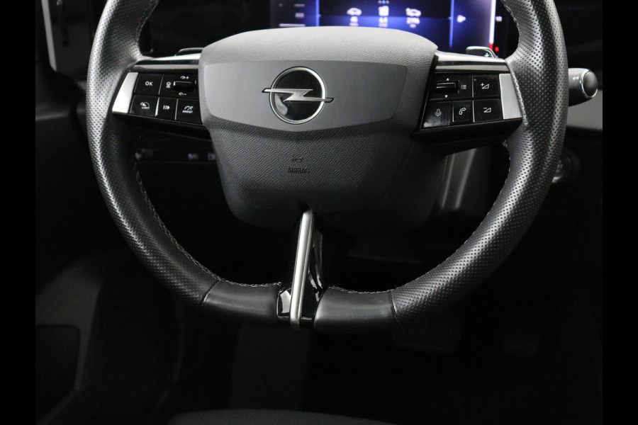 Opel Astra 1.6 Hybrid Business Edition | SOH 96% | Adaptive cruise | Navigatie | Camera | Full LED | Stuurverwarming | Carplay | PHEV | Plug In