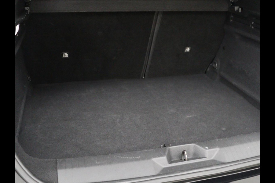 Opel Astra 1.6 Hybrid Business Edition | SOH 96% | Adaptive cruise | Navigatie | Camera | Full LED | Stuurverwarming | Carplay | PHEV | Plug In