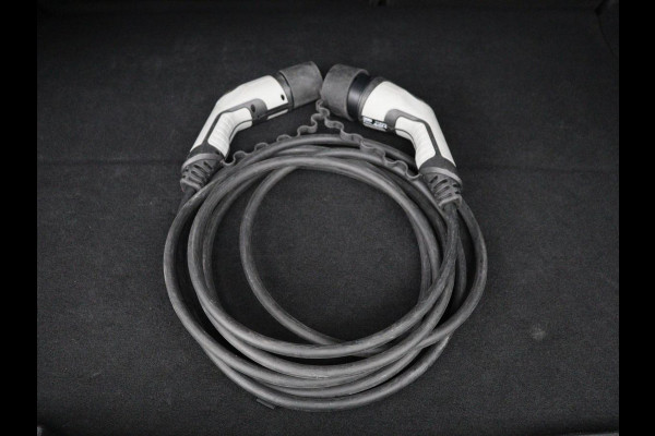 Opel Astra 1.6 Hybrid Business Edition | SOH 96% | Adaptive cruise | Navigatie | Camera | Full LED | Stuurverwarming | Carplay | PHEV | Plug In