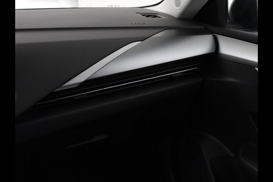 Opel Astra 1.6 Hybrid Business Edition | SOH 96% | Adaptive cruise | Navigatie | Camera | Full LED | Stuurverwarming | Carplay | PHEV | Plug In