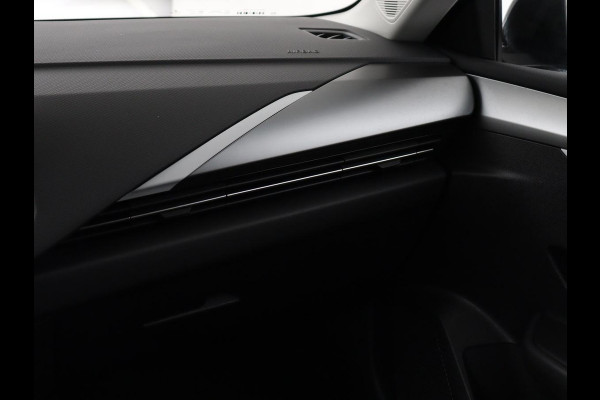 Opel Astra 1.6 Hybrid Business Edition | SOH 96% | Adaptive cruise | Navigatie | Camera | Full LED | Stuurverwarming | Carplay | PHEV | Plug In