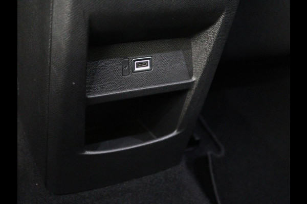 Opel Astra 1.6 Hybrid Business Edition | SOH 96% | Adaptive cruise | Navigatie | Camera | Full LED | Stuurverwarming | Carplay | PHEV | Plug In