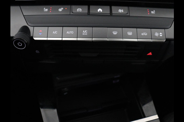 Opel Astra 1.6 Hybrid Business Edition | SOH 96% | Adaptive cruise | Navigatie | Camera | Full LED | Stuurverwarming | Carplay | PHEV | Plug In