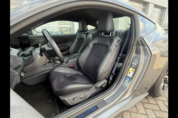 Ford Mustang Fastback 5.0 V8 Dark Horse